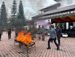 Polres Bener Meriah Hadiri Pemusnahan Barang Bukti Inkracht di Kejari Bener Meriah