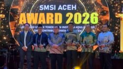 Bupati Aceh Tengah Raih Award SMSI Atas Gerakan Kebersihan